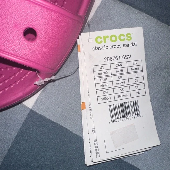 CROCS Classic Sandal in Bright Pink - Picture 2 of 3